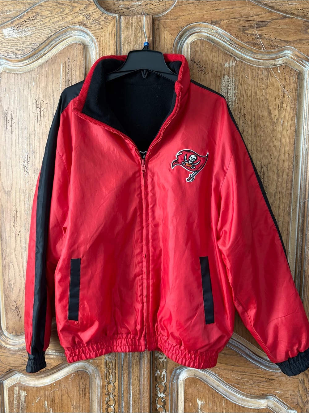NFL Tampa Bay Buccaneers
Reversible Fleece Nylon Jacket
Full Zip Men's L
